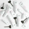 Całodzienny lekki krem nawilżający pod oczy Daily Eye Cream 15 ml - Veoli Botanica