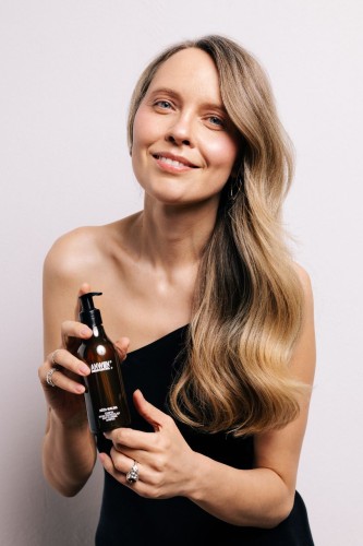 Szampon mocno oczyszczający Róża Malina 200 ml - Anwen x Ministerstwo.