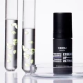 Ujędrniająco-rozjaśniające serum do twarzy i szyi z retinalem 0,06%, niacynamidem 2%, skwalanem 2% i cynkiem PCA 0,2% Essence of Retinal 30 ml - Veoli Botanica