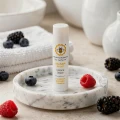 Balsam do ust z lanoliną Owoce Leśne 5,5 ml - Miodowa Mydlarnia