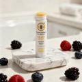 Balsam do ust z lanoliną Owoce Leśne 5,5 ml - Miodowa Mydlarnia